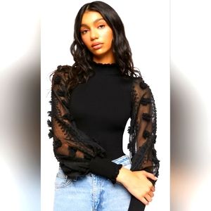 Floral applique Balloon sleeve Top